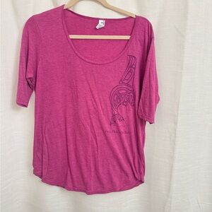 Anvil Women's Magenta Graphic Tee